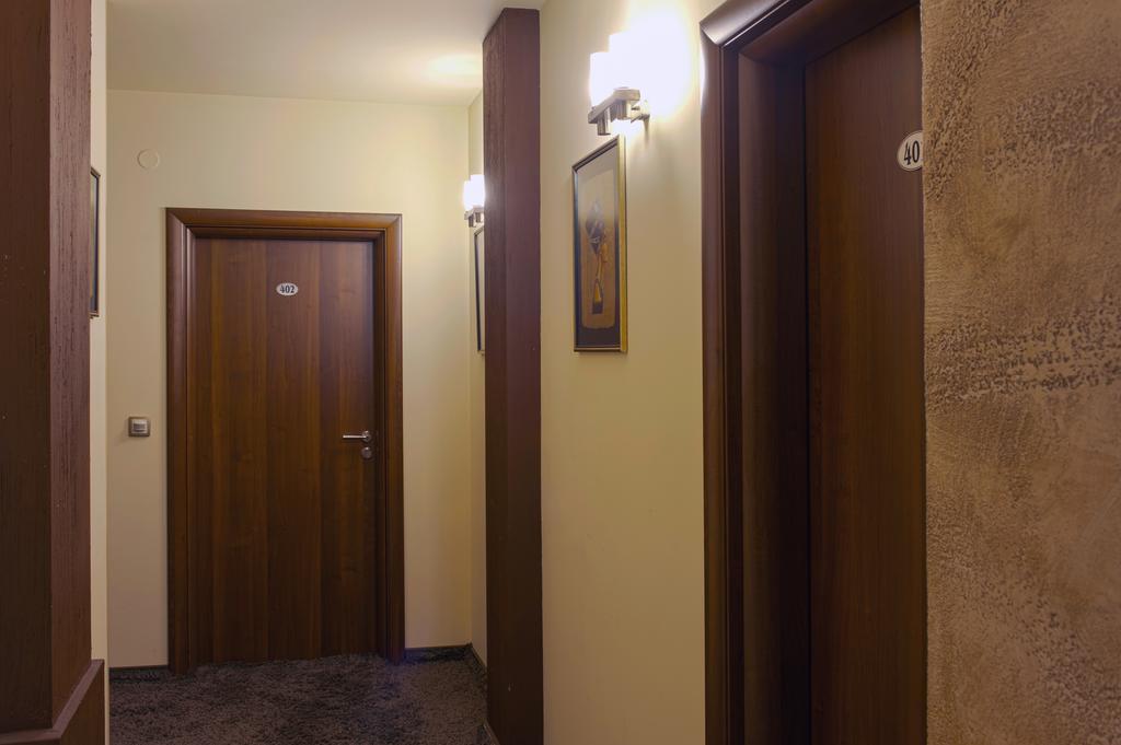 Hotel Luxor Melnik  Buitenkant foto